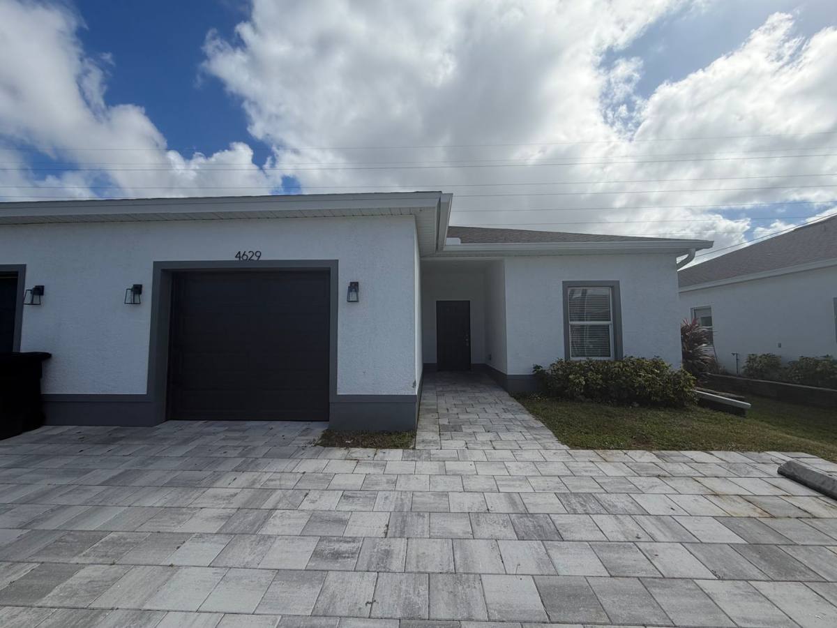 Apartment for rent at 4629 SW Santa Barbara Place, Cape Coral, FL 33914