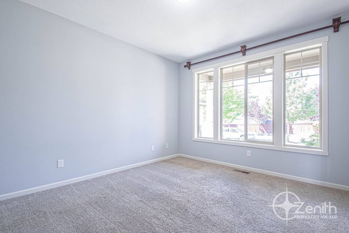 3809 N 5th Way, Ridgefield, WA 98642 - House for Rent - Image 3