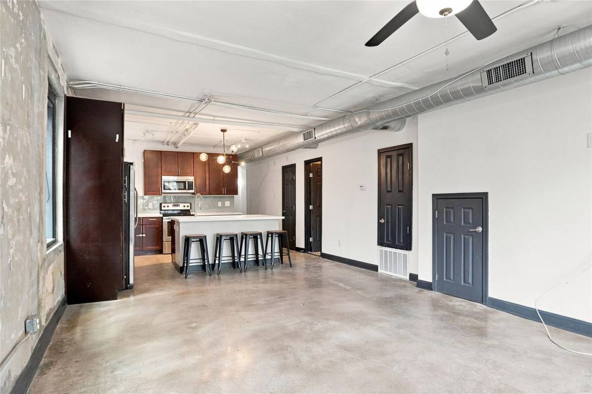 6825 Ave C #B, Houston, TX 77011 - Apartment for Rent - Image 6