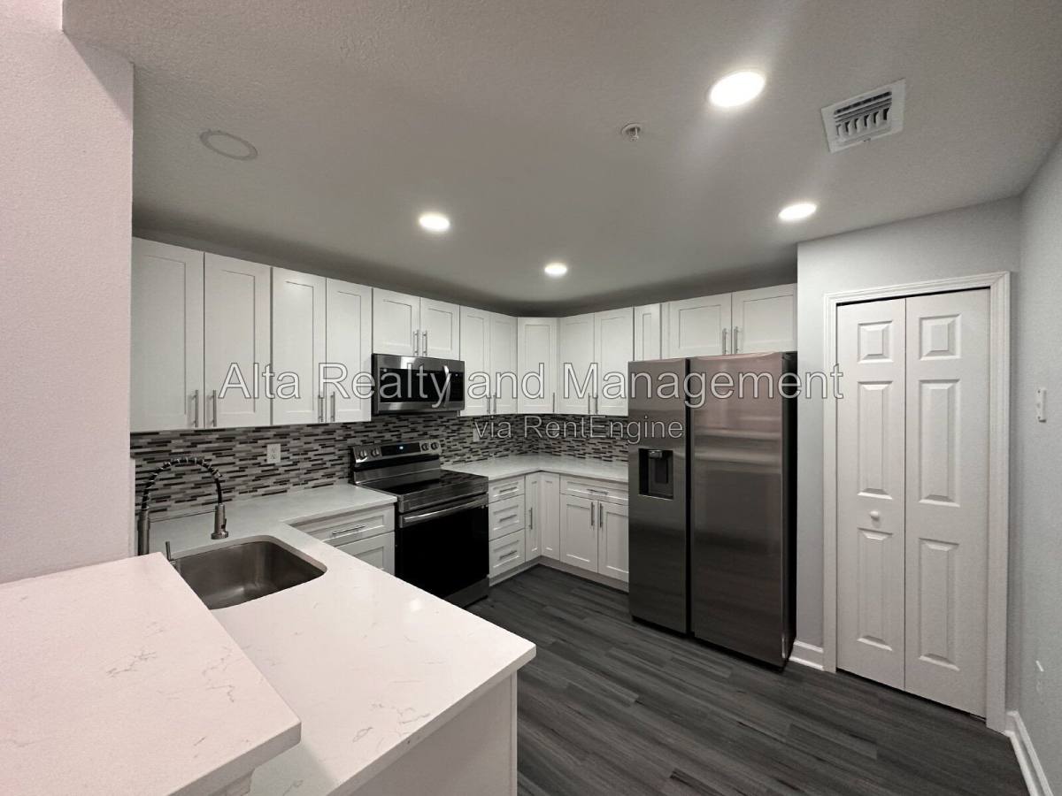 7920 Merrill Rd #515, Jacksonville, FL 32277 - Condo for Rent - Image 5