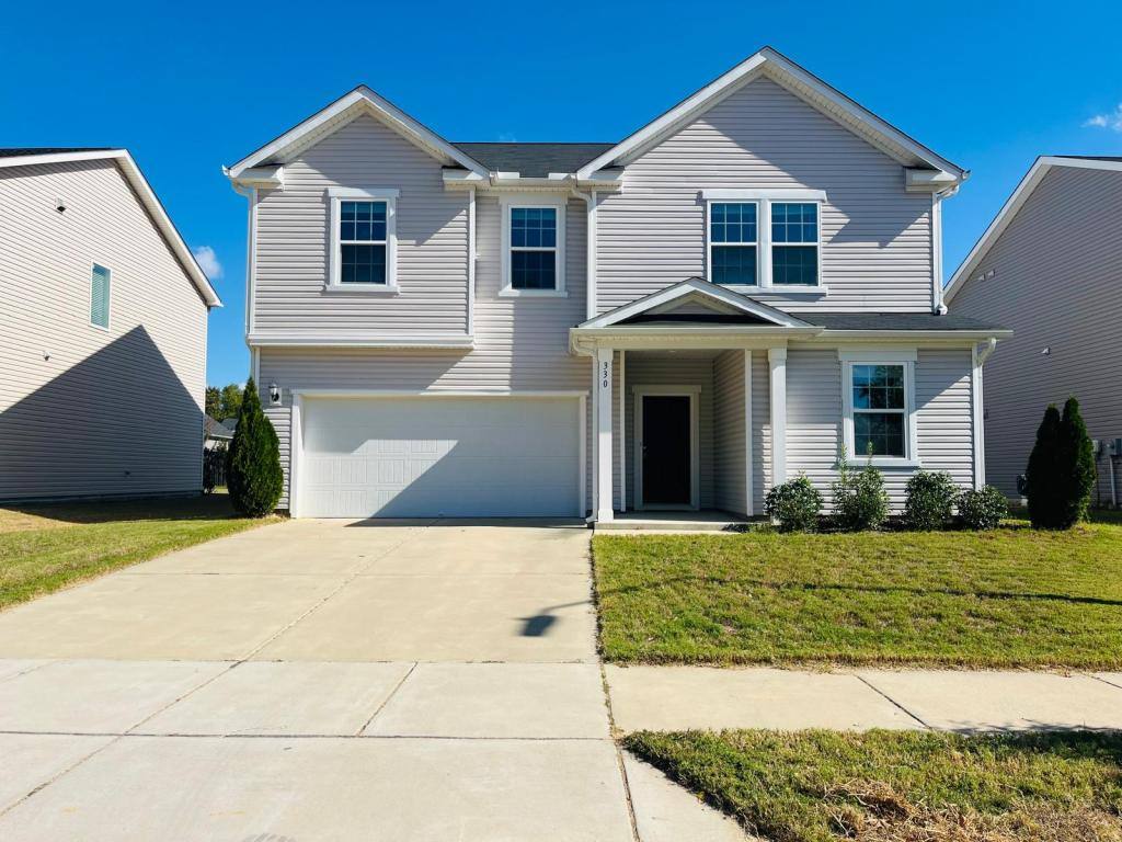 House for rent at 330 Summer Ranch Dr, Fuquay Varina, NC 27526