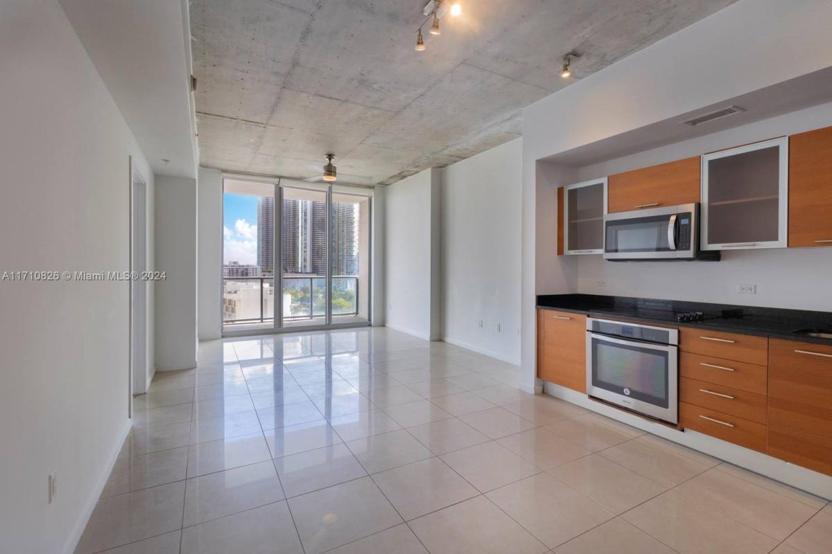 3470 E Coast Ave, Miami, FL 33137 - Apartment for Rent - Image 9
