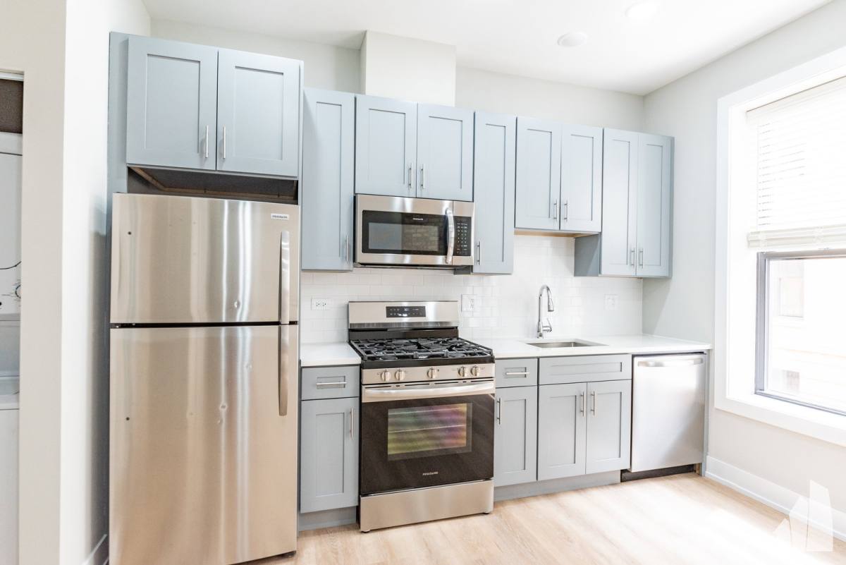 Apartment for rent at 428 W Belden Ave #439-17, Chicago, IL 60614