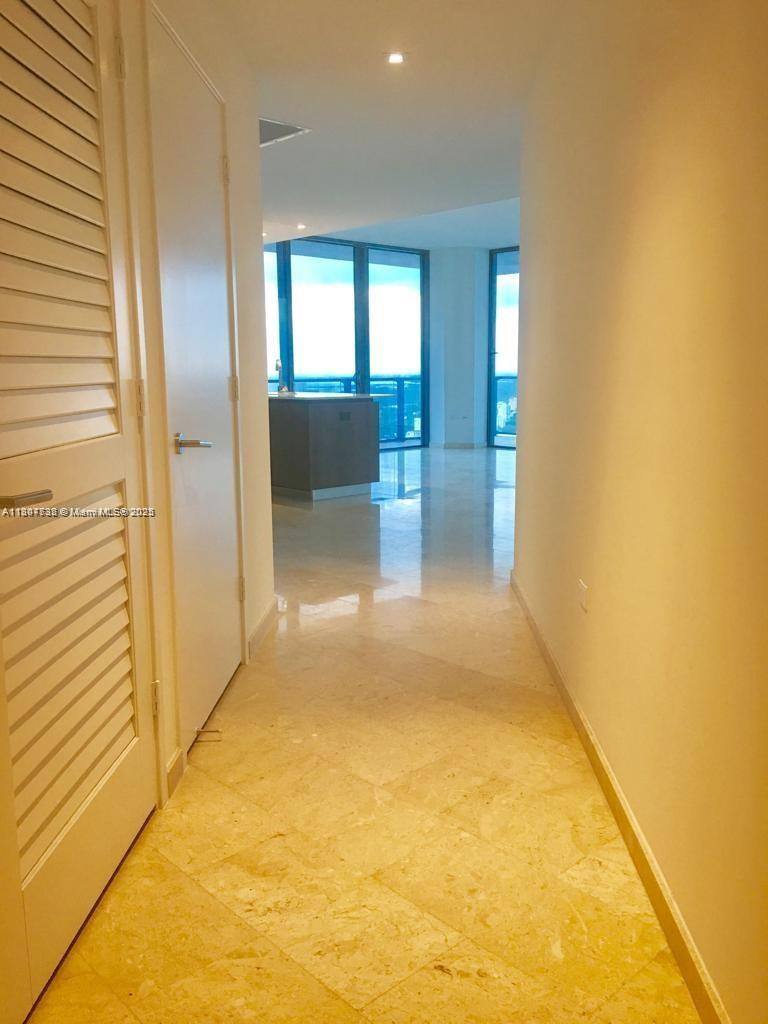 88 SW 7th St #3402, Miami, FL 33130 - Apartment for Rent - Image 5