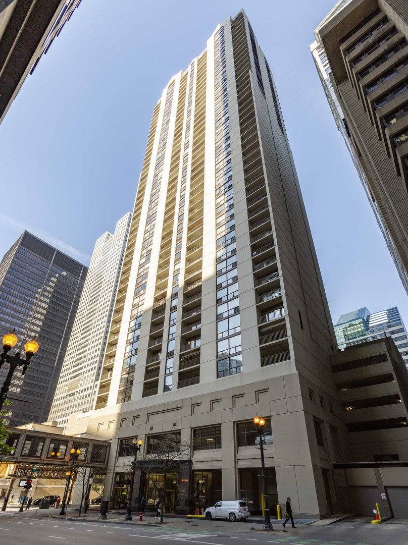 200 N Dearborn St #907, Chicago, IL 60601 - Apartment for Rent - Image 8