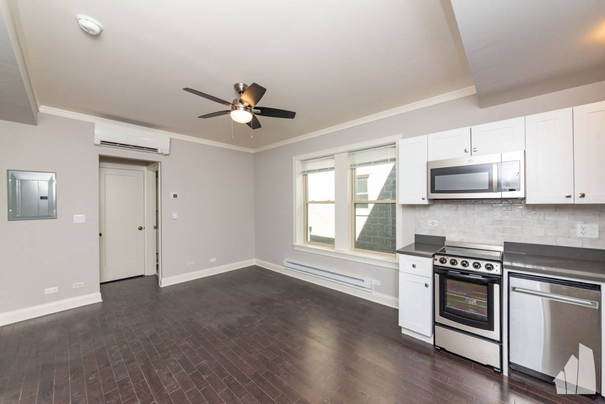 640 W Wrightwood Ave #211, Chicago, IL 60614 - Apartment for Rent - Image 4