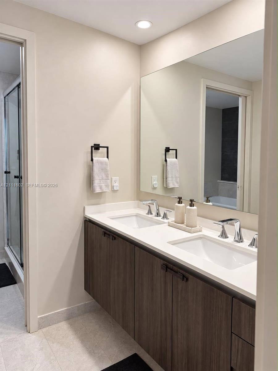 488 NE 18th St, Miami, FL 33132 - Apartment for Rent - Image 8