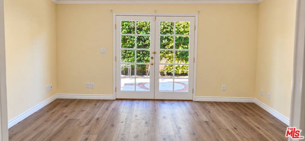 4849 Lindley Ave, Tarzana, CA 91356 - House for Rent - Image 9