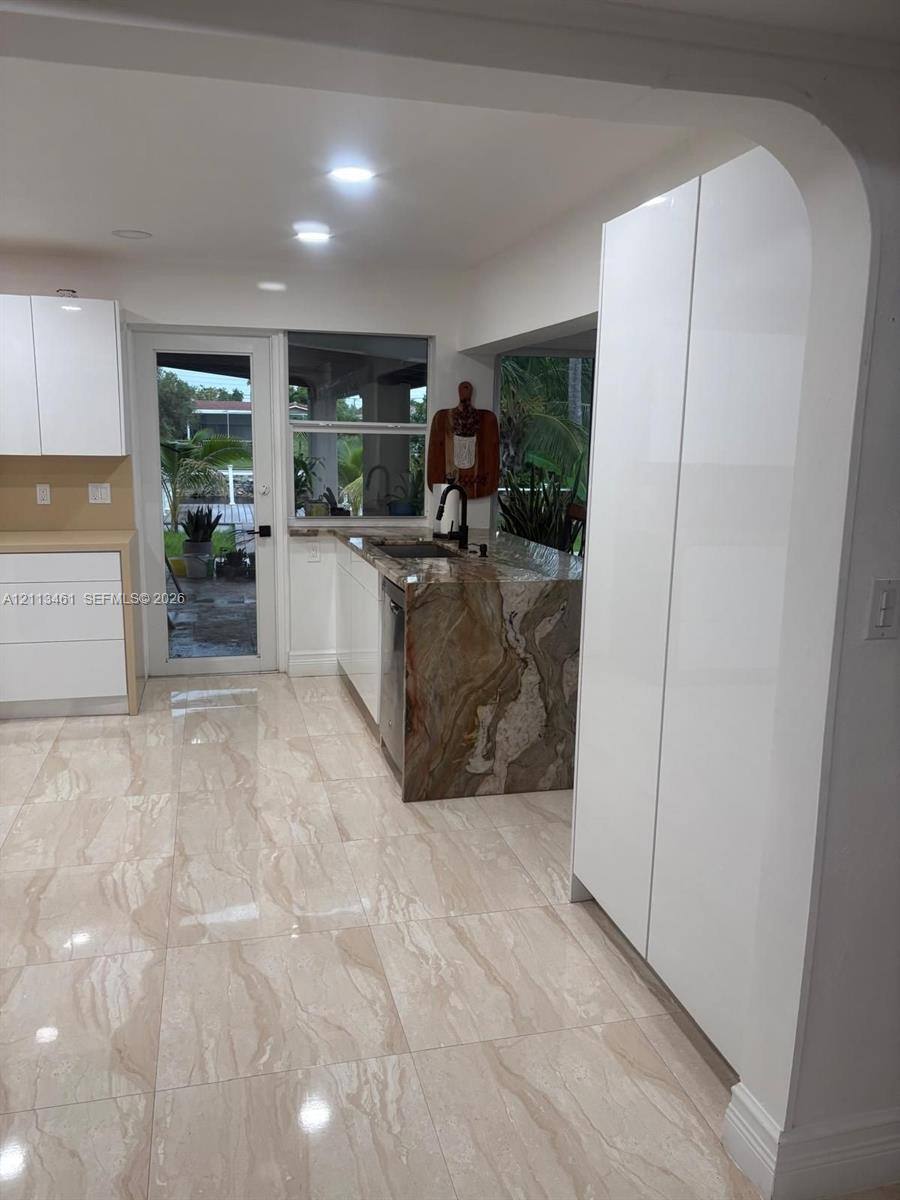 9961 SW 20th St, Miami, FL 33165 - House for Rent - Image 7