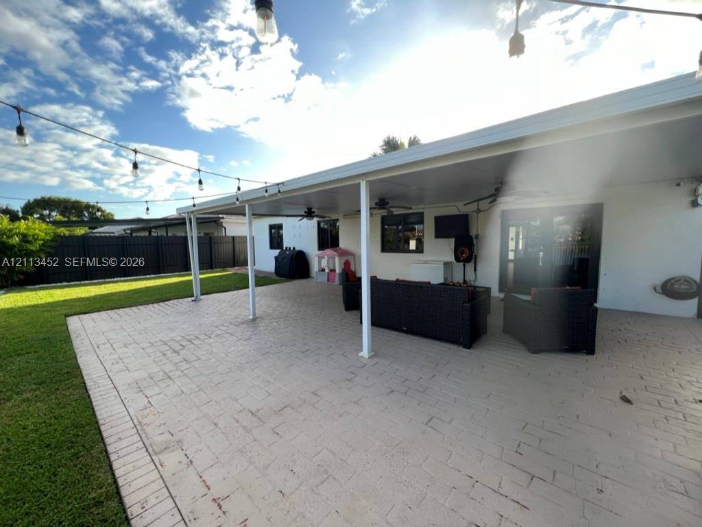 5083 SW 160th Ave, Miami, FL 33185 - House for Rent - Image 1