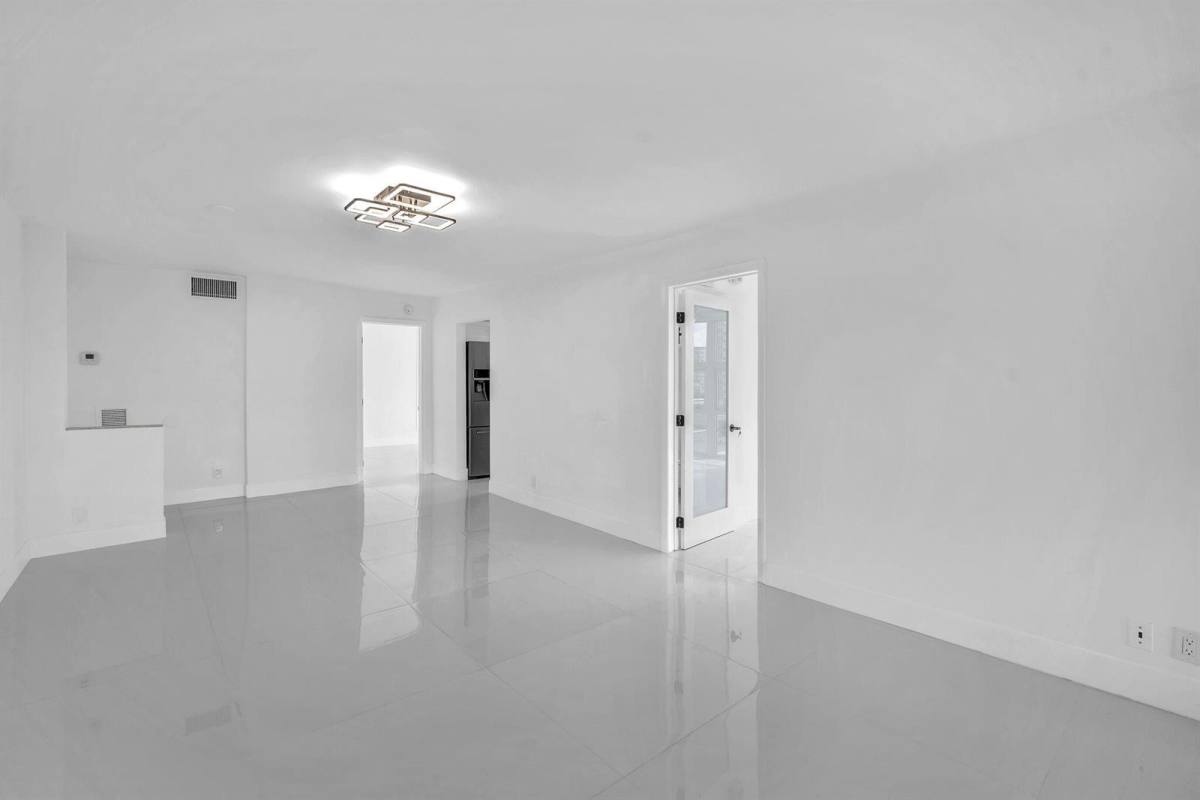 525 N Ocean Blvd, Pompano Beach, FL 33062 - Condo for Rent - Image 3