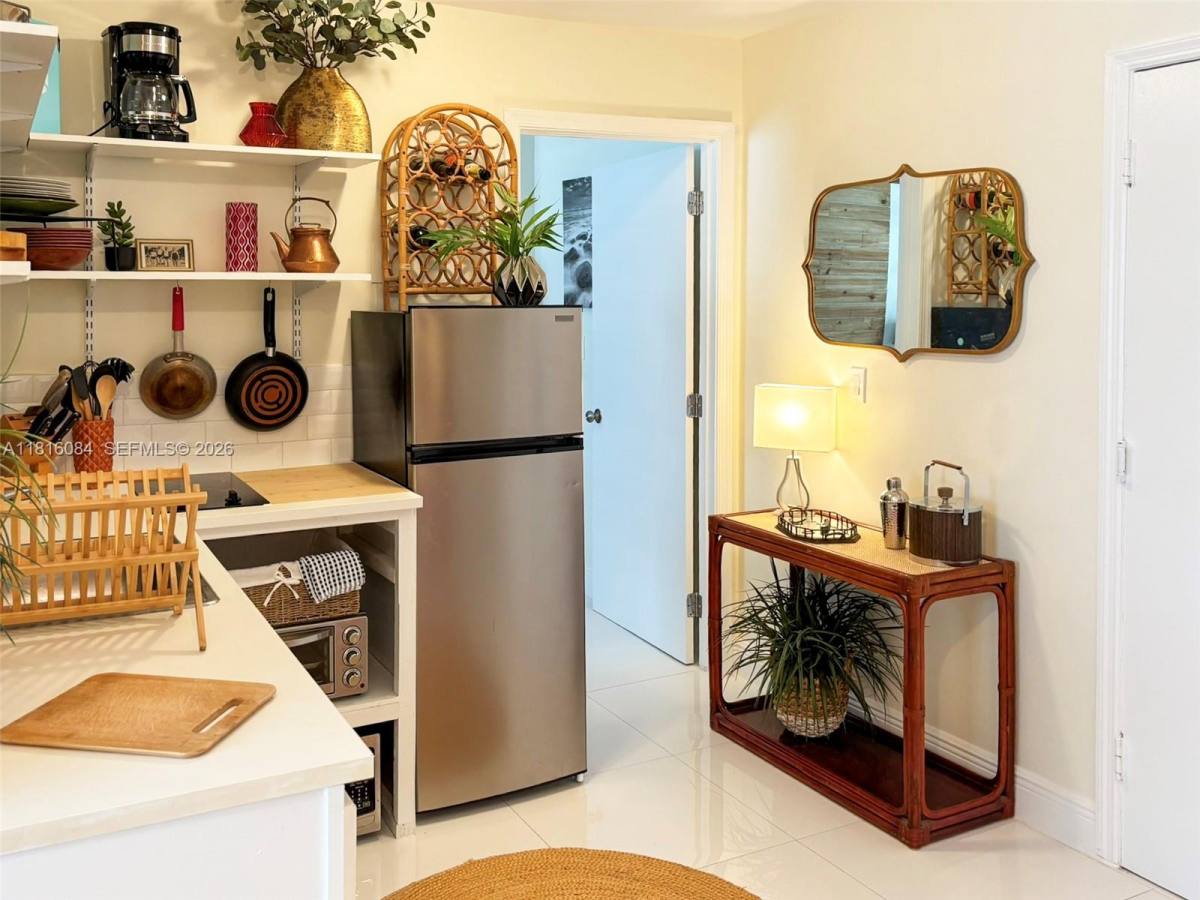335 Ocean Dr #114, Miami Beach, FL 33139 - Apartment for Rent - Image 8