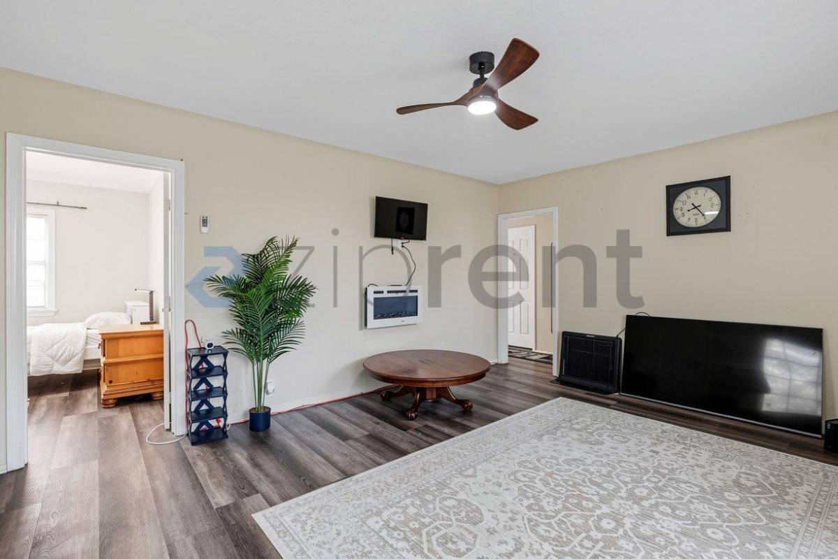 9932 Beverly St #A, Bellflower, CA 90706 - Apartment for Rent - Image 4