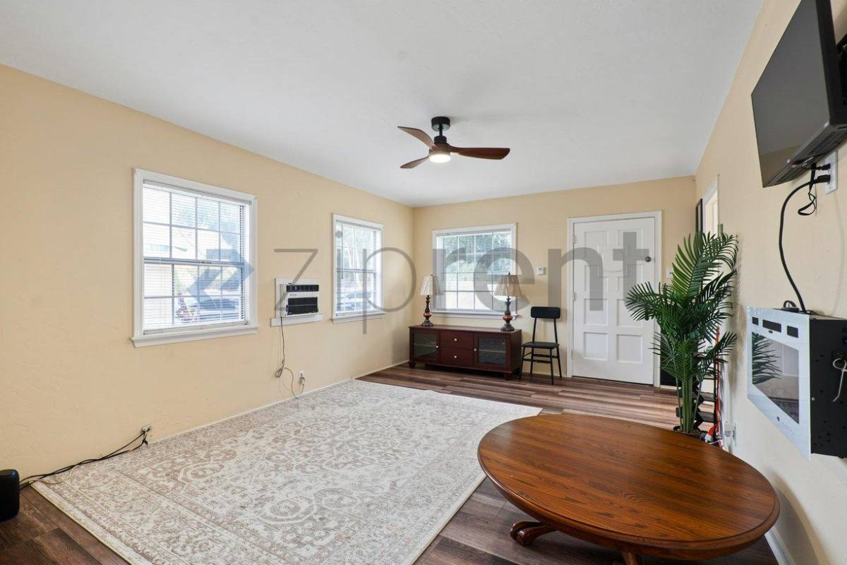 9932 Beverly St #A, Bellflower, CA 90706 - Apartment for Rent - Image 6